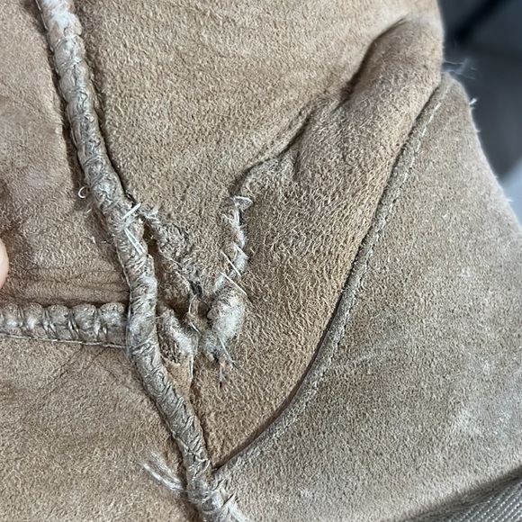 Uggs - Picture 5 of 5